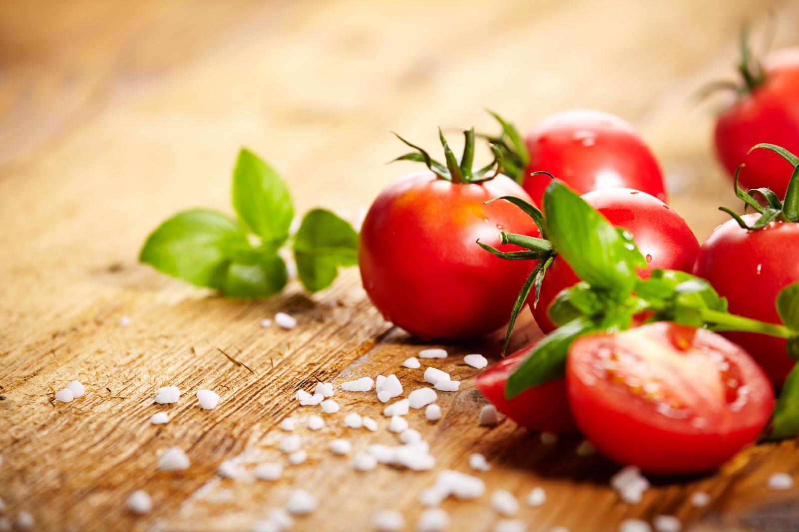 I Pomodori Fanno Ingrassare? Scopri la Verità Sul Frutto Rosso Che Sta Rivoluzionando le Diete!