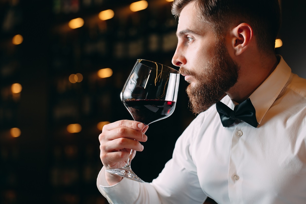 Turismo enologico: degustazioni di vino e visite alle cantine